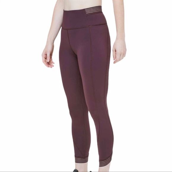 lululemon athletica Pants - Lululemon Find Focus 7/8 Tight *25"